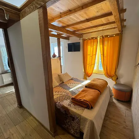 Apartment La Maisonnette Climatisee Du