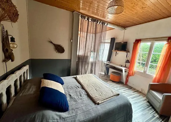 公寓 La Maisonnette Du Jardin Cache