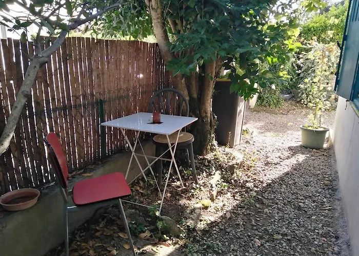 La Maisonnette Du Jardin Cache * מרמנדה